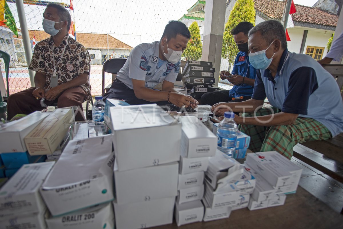 PEMERIKSAAN KESEHATAN WARGA BINAAN | ANTARA Foto