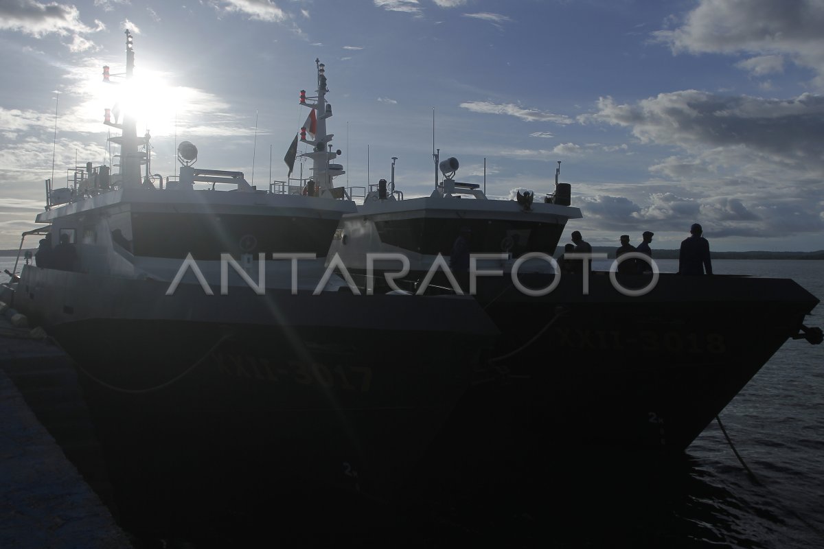 POLDA NTT DAPAT DUA KAPAL PATROLI | ANTARA Foto