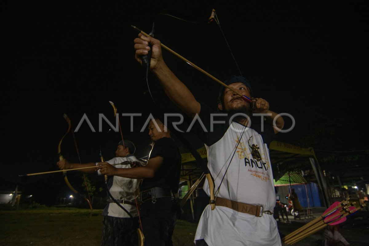 Lomba Panahan Tradisional Antara Foto