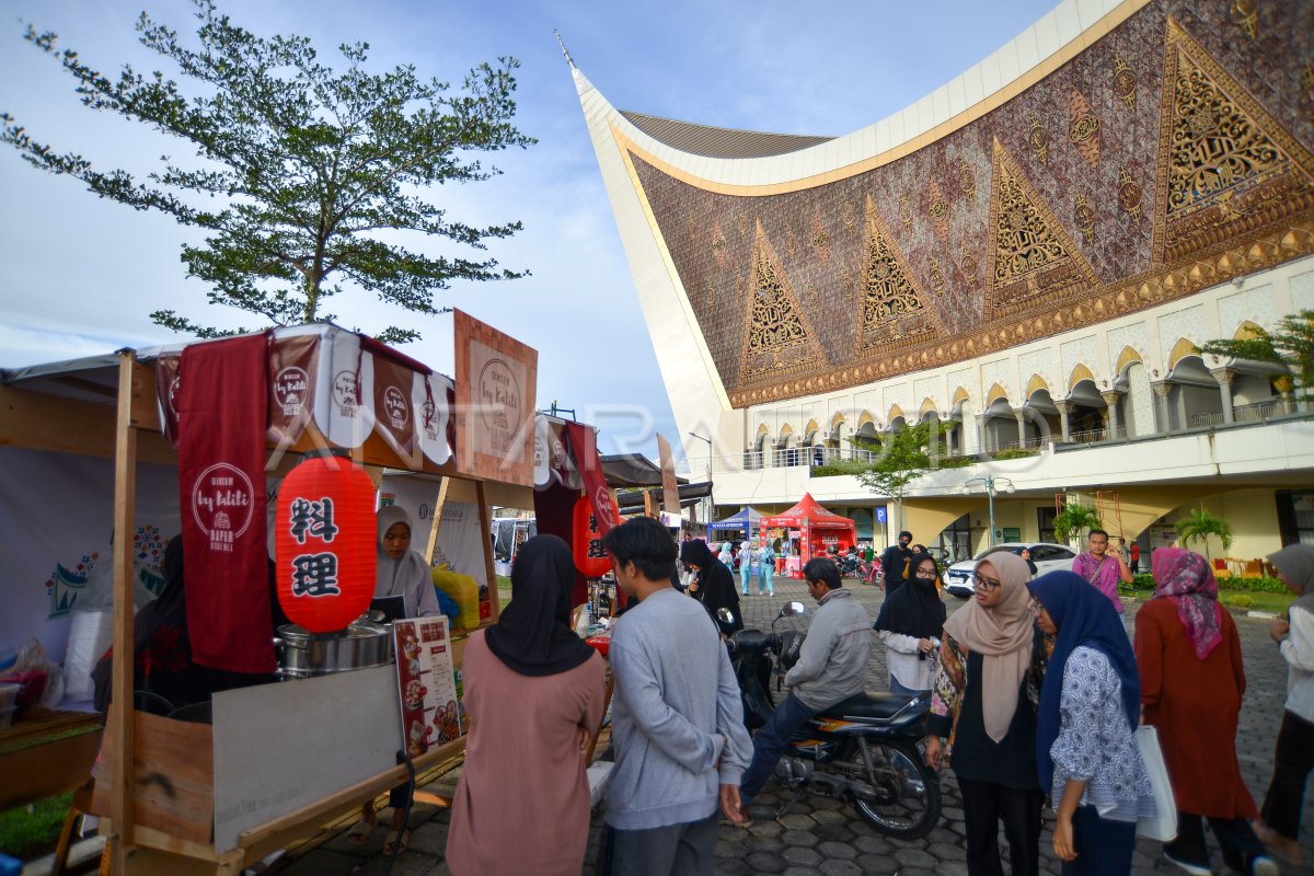 FESTIVAL SUMARAK RAMADHAN DI PADANG