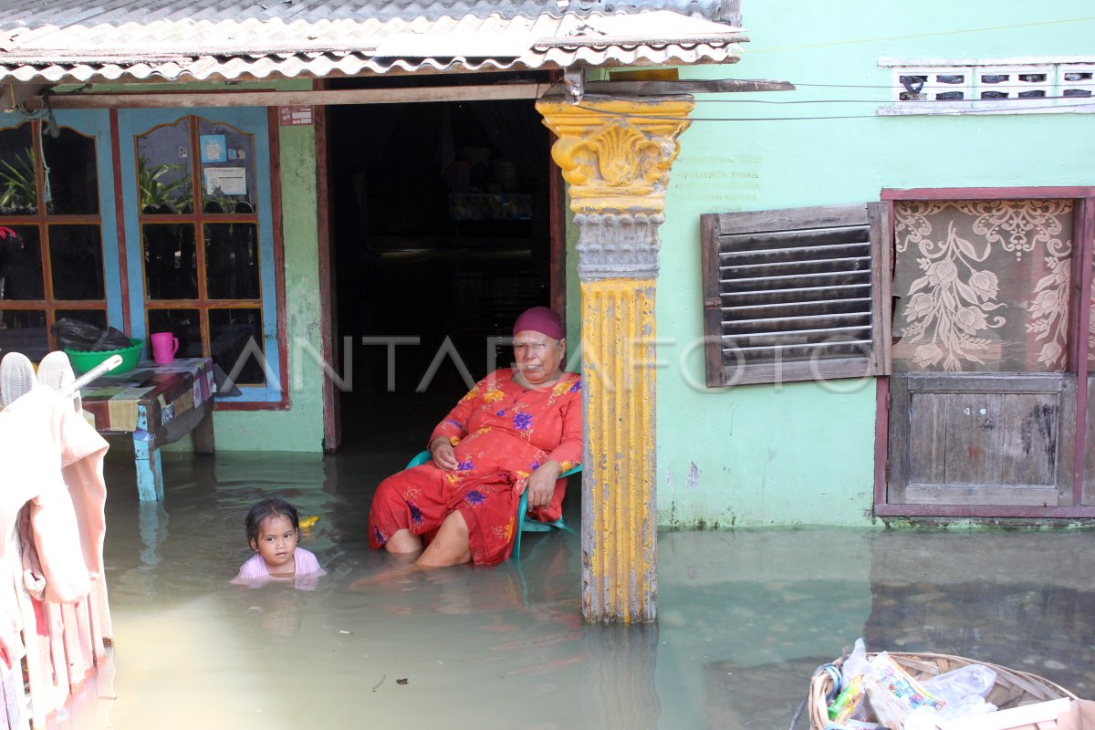 BANJIR ROB DI MEDAN | ANTARA Foto