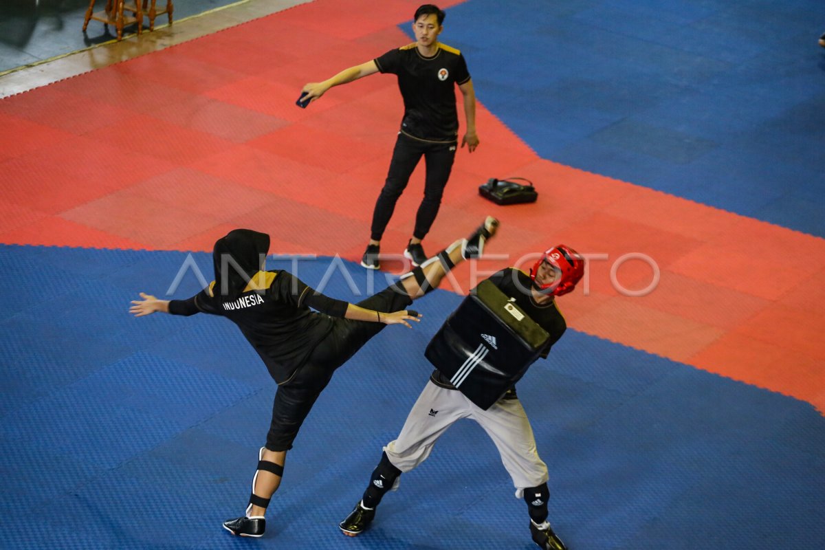 Latihan Timnas Taekwondo Jelang Sea Games Antara Foto