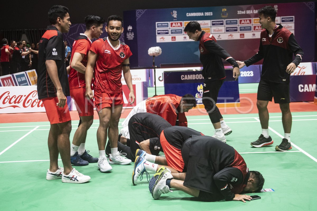 Indonesia Raih Emas Bulu Tangkis Beregu Putra Sea Games Antara Foto