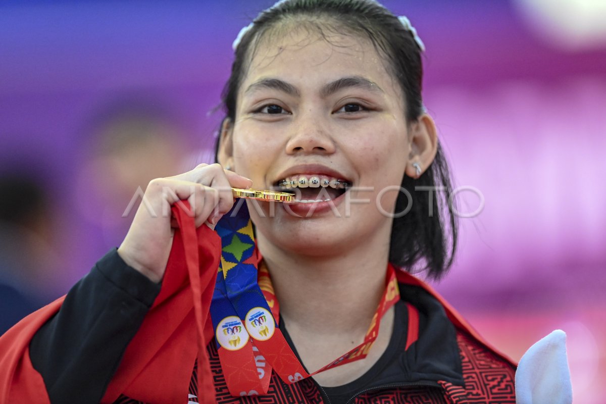 Lifter Tsabitha Alfiah Raih Emas Sea Games Antara Foto