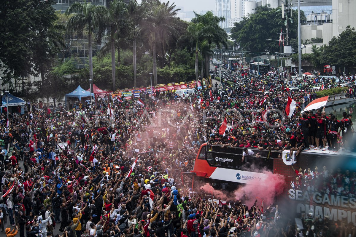 Arak-arakan Kontingen SEA Games 2023