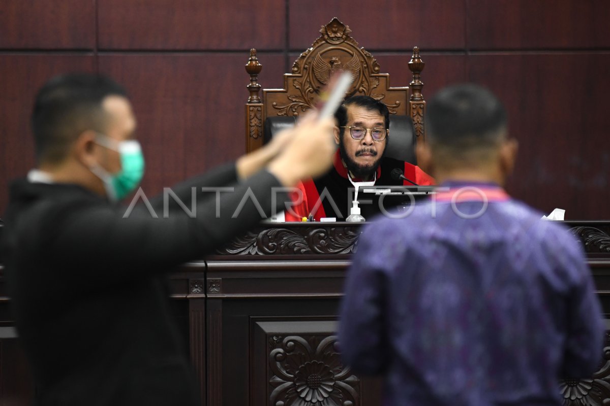Sidang gugatan UU Pemilu