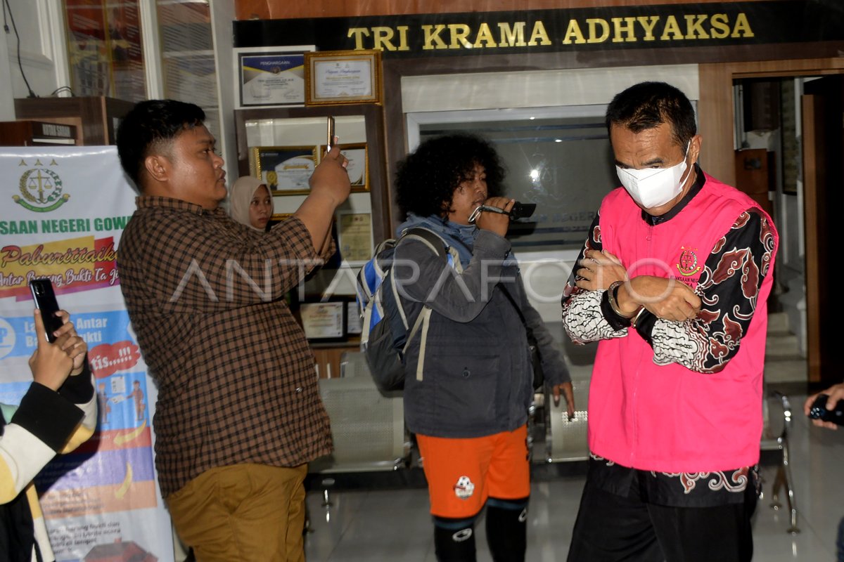 Penahanan tersangka korupsi dana BOS di Gowa