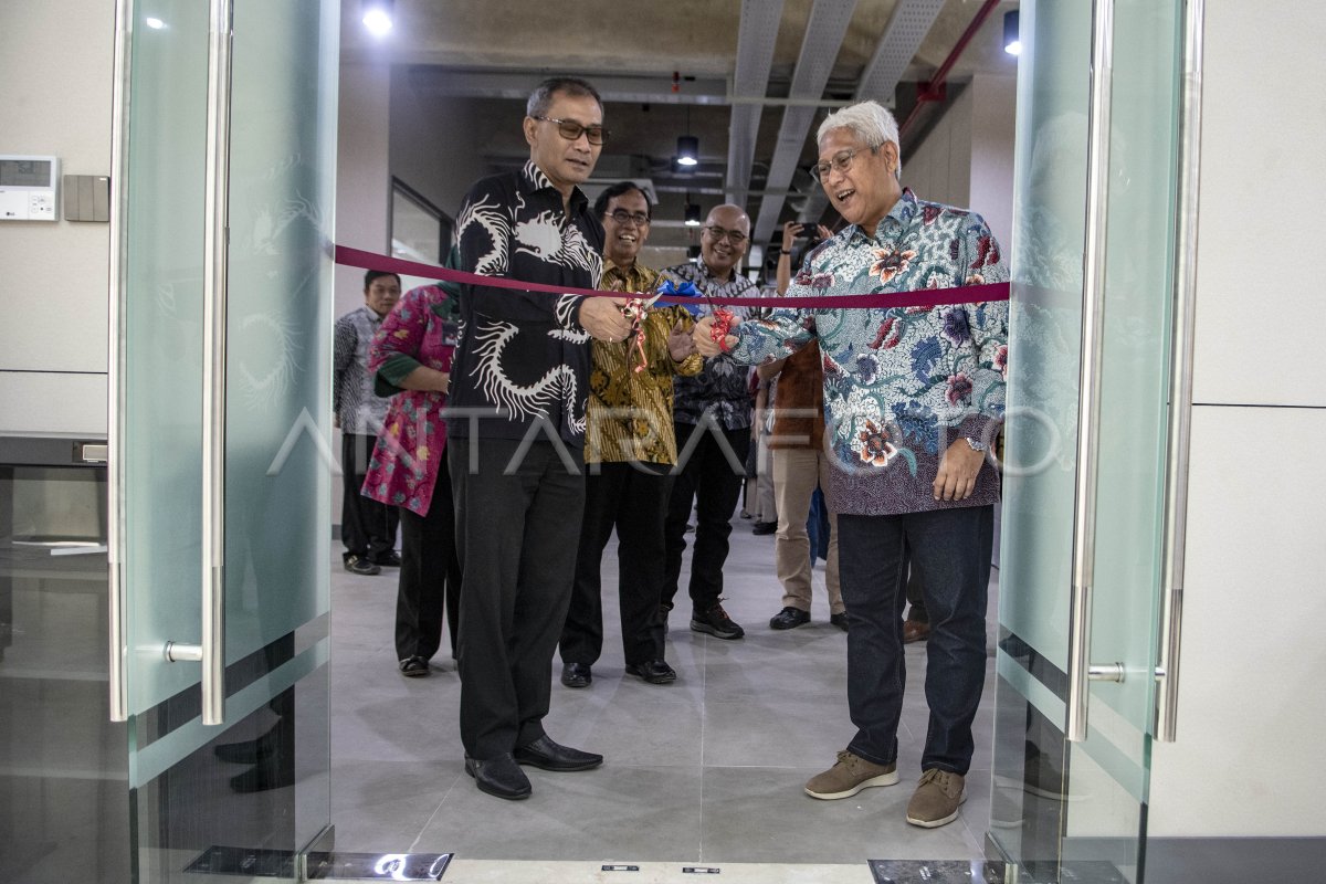 Peresmian ruang kerja baru dan visual marketplace Antarafoto