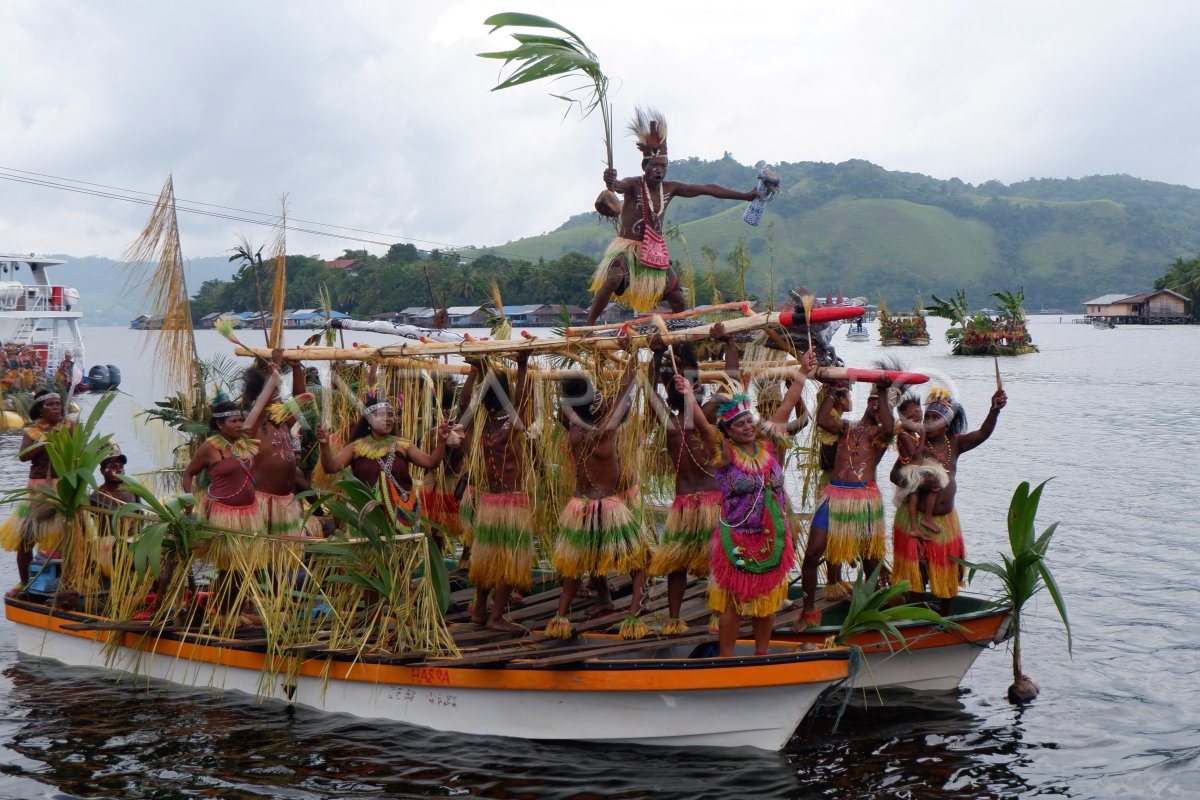 Festival Danau Sentani Papua