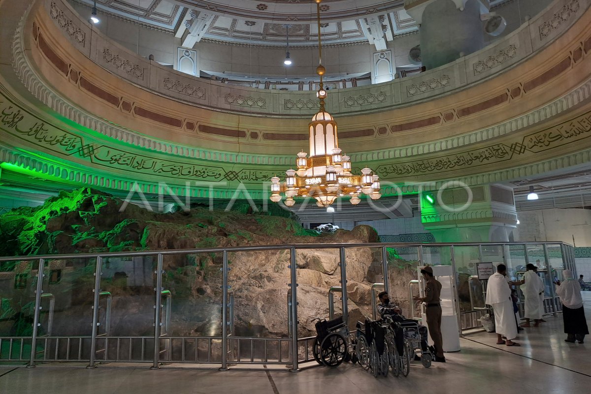 Ibadah di Bukit Shafa | ANTARA Foto