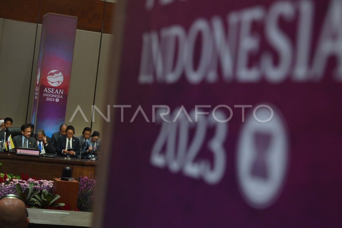 KTT ke-13 ASEAN-PBB
