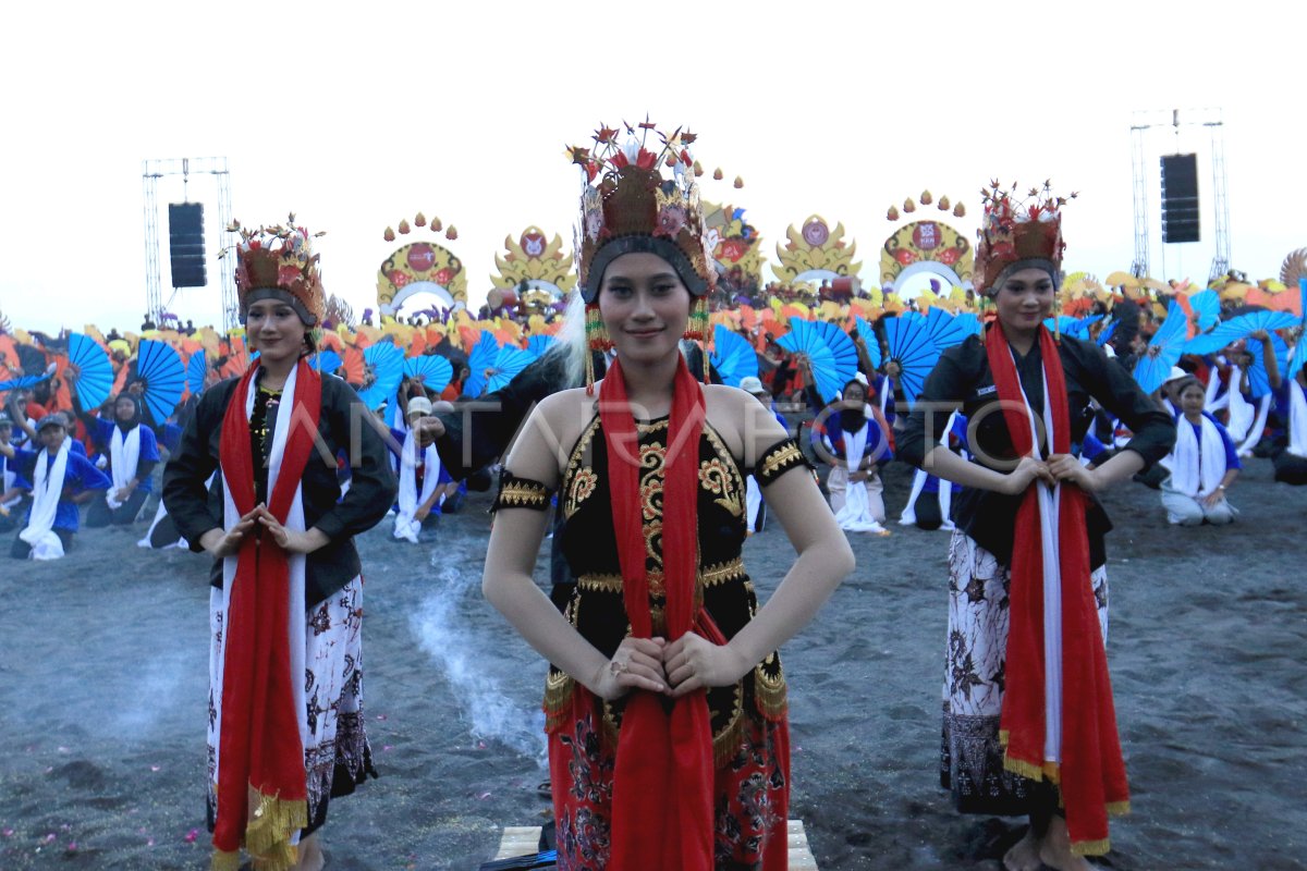 Persiapan festival Gandrung Sewu 2023
