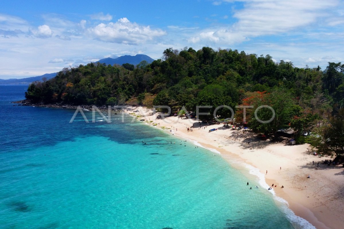 Obyek Wisata Pantai Paal Likupang | ANTARA Foto