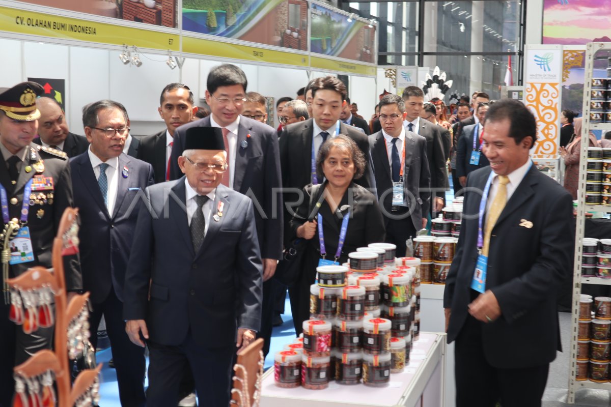 Wapres kunjungi stan Indonesia di CAEXPO