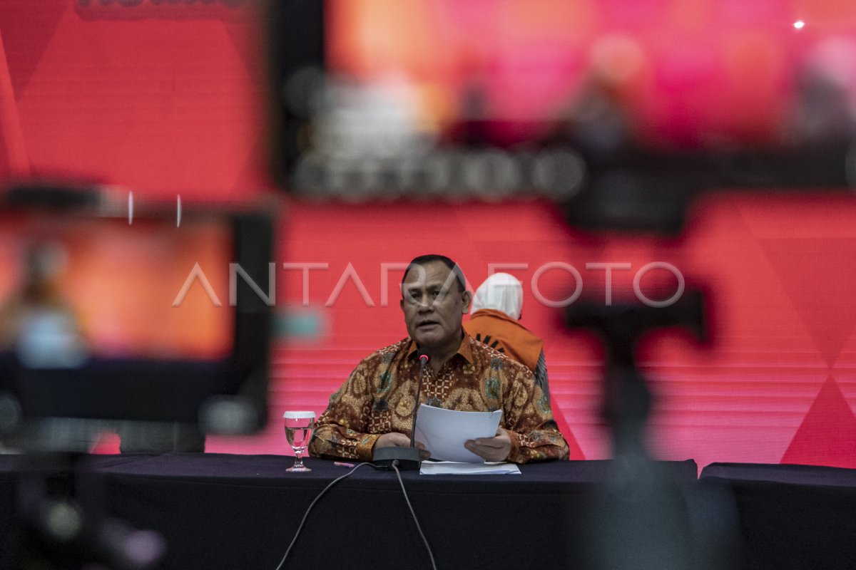KPK tahan mantan Dirut Pertamina Karen Agustiawan