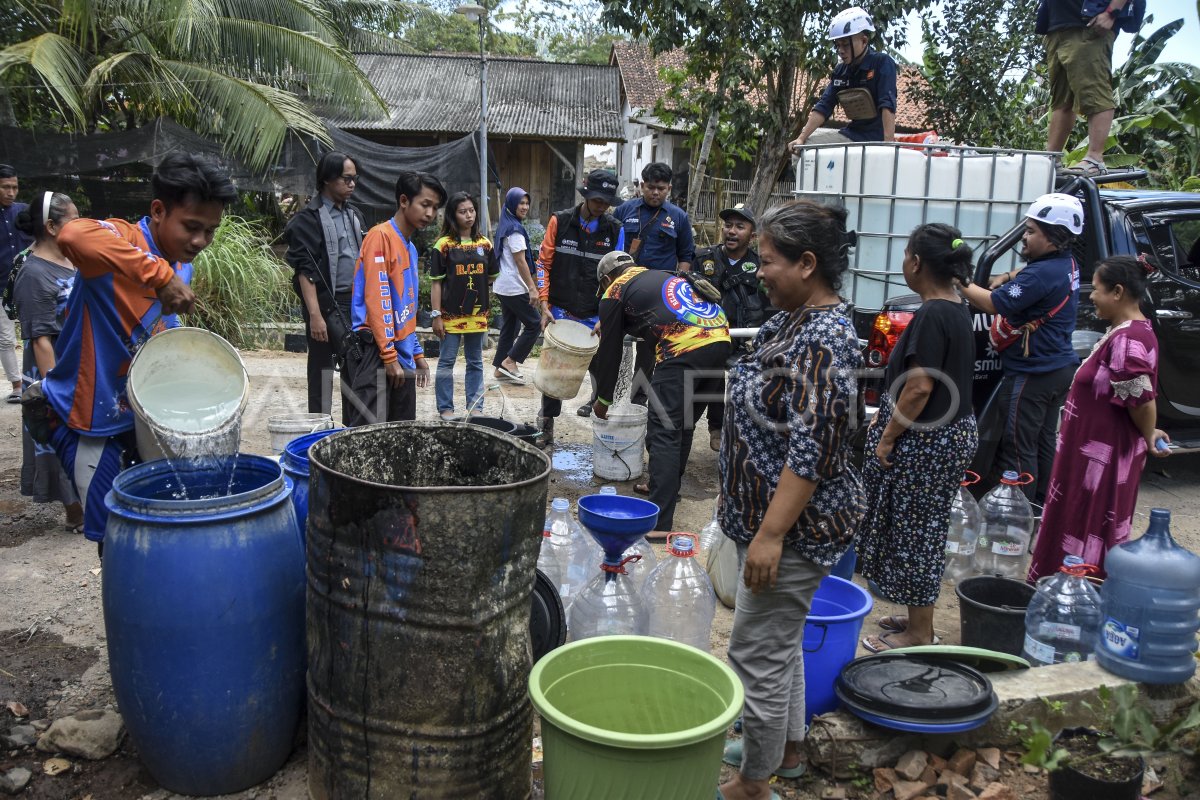 Muhammadiyah distribusikan air bersih di Ciamis