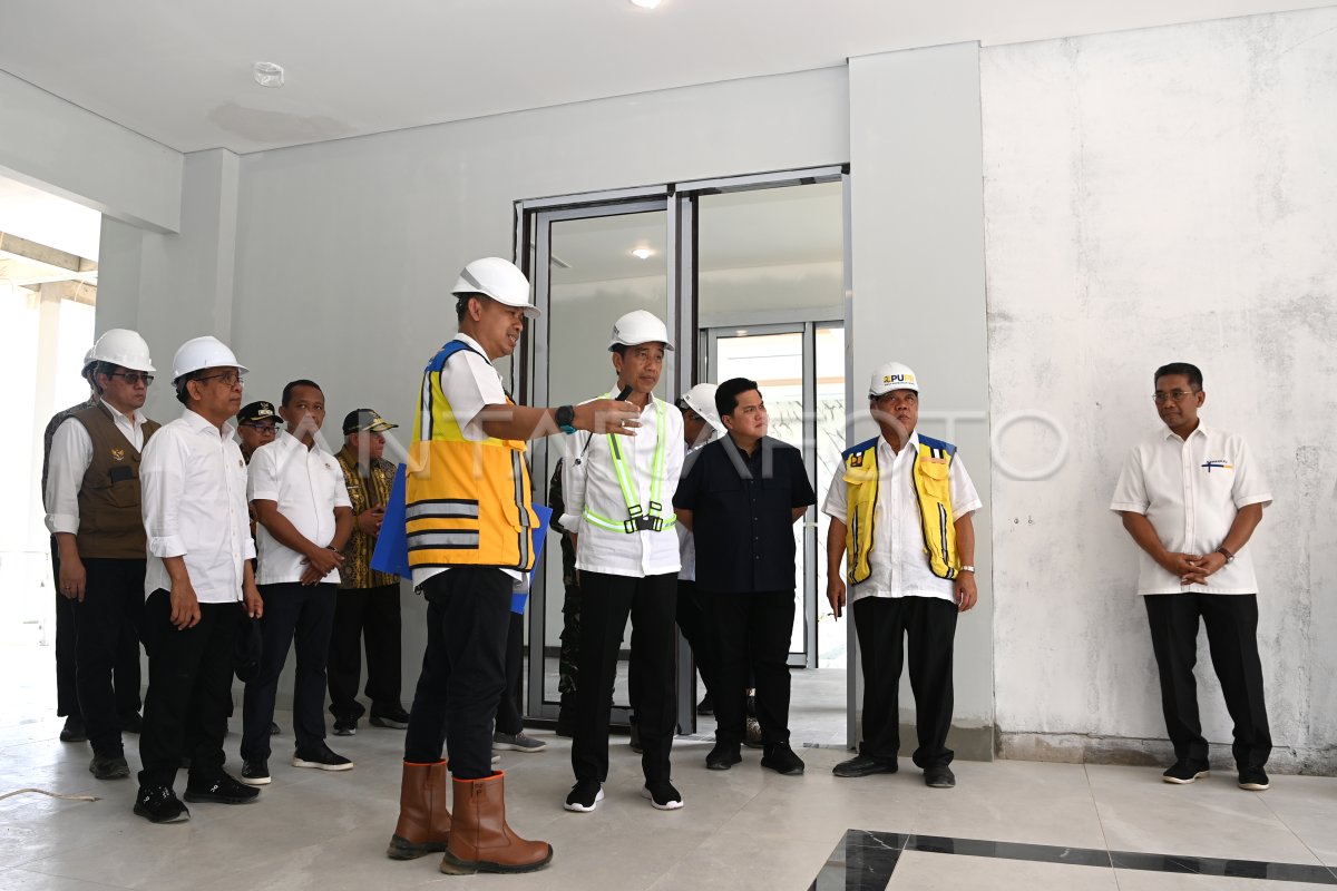 Presiden Jokowi meninjau rumah tapak menteri