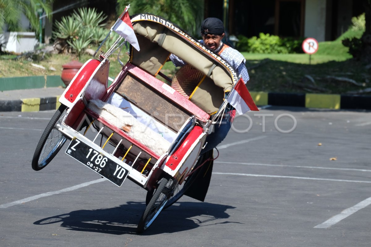 Becak Untuk Pariwisata Solo Antara Foto