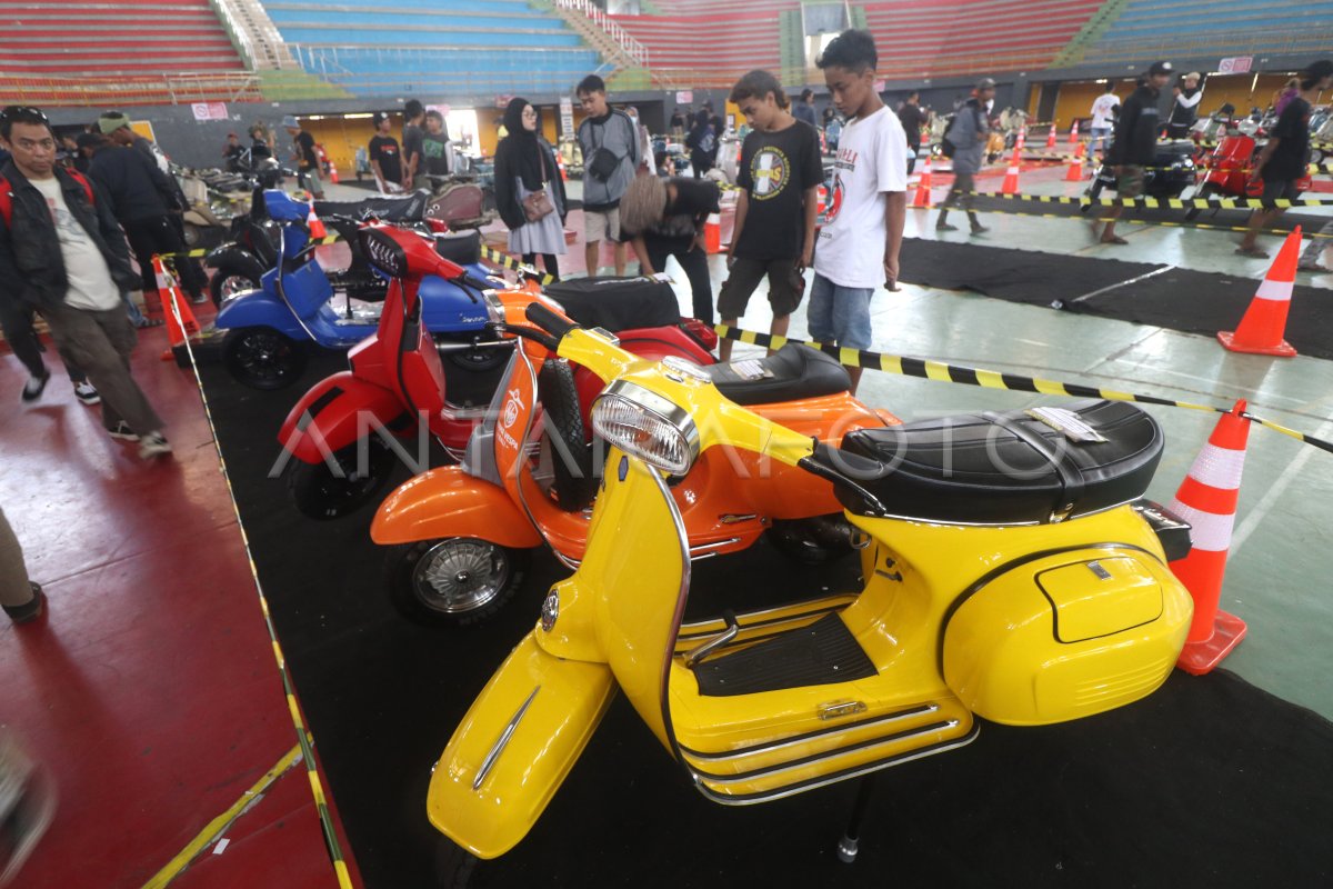 Pameran skuter Kediri Scooter Festival