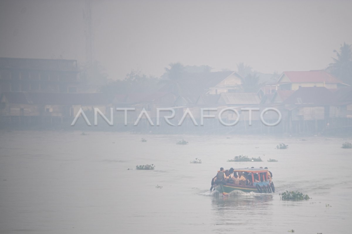 Pengurangan jam belajar siswa akibat kabut asap