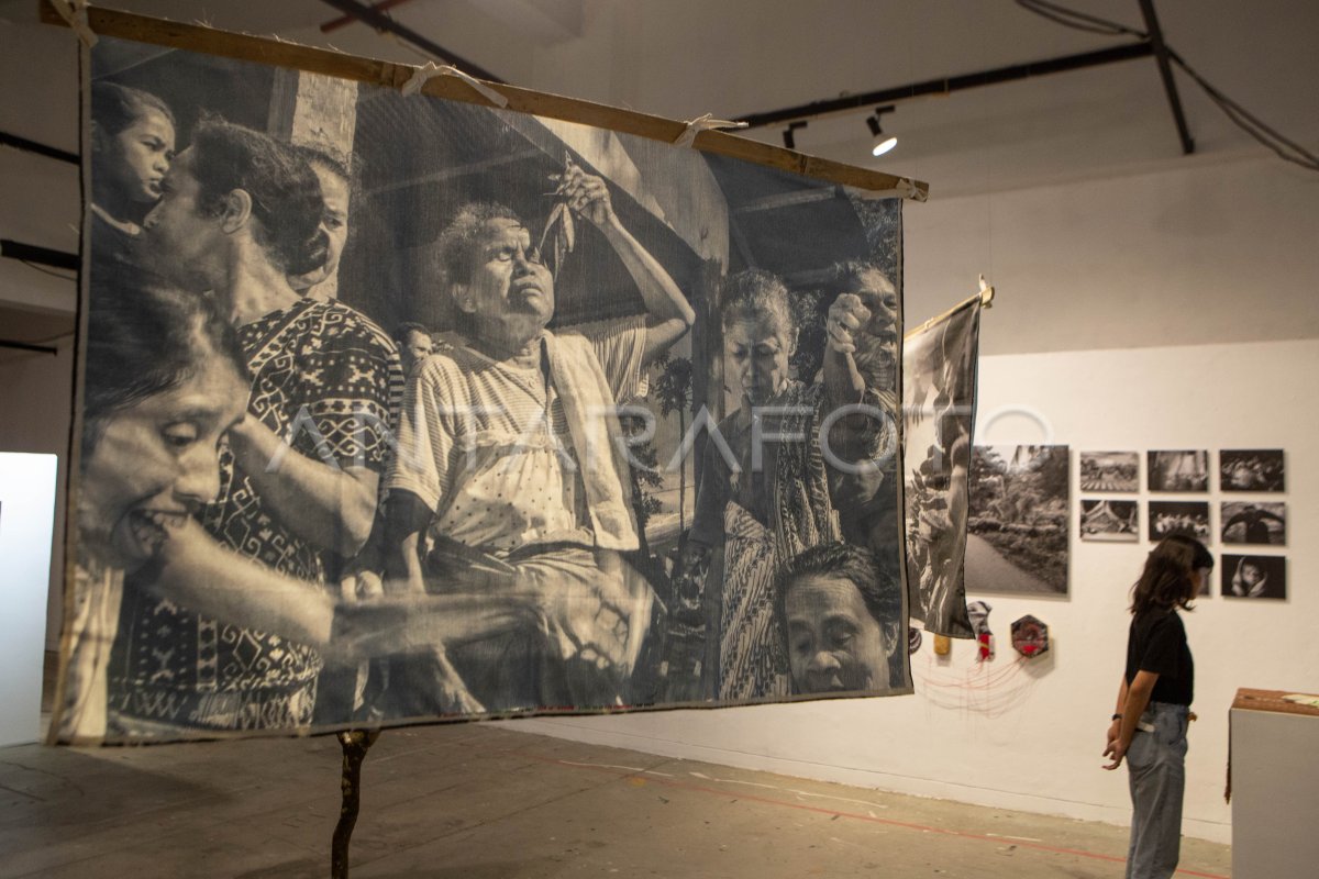 Pameran Seni Biennale Jogja 17 Antara Foto