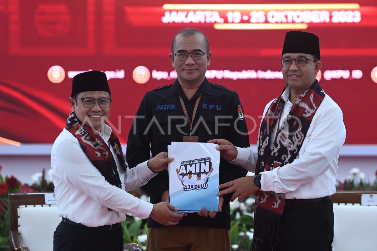 Pendaftaran Pasangan Anies Baswedan - Muhaimin Iskandar | ANTARA Foto