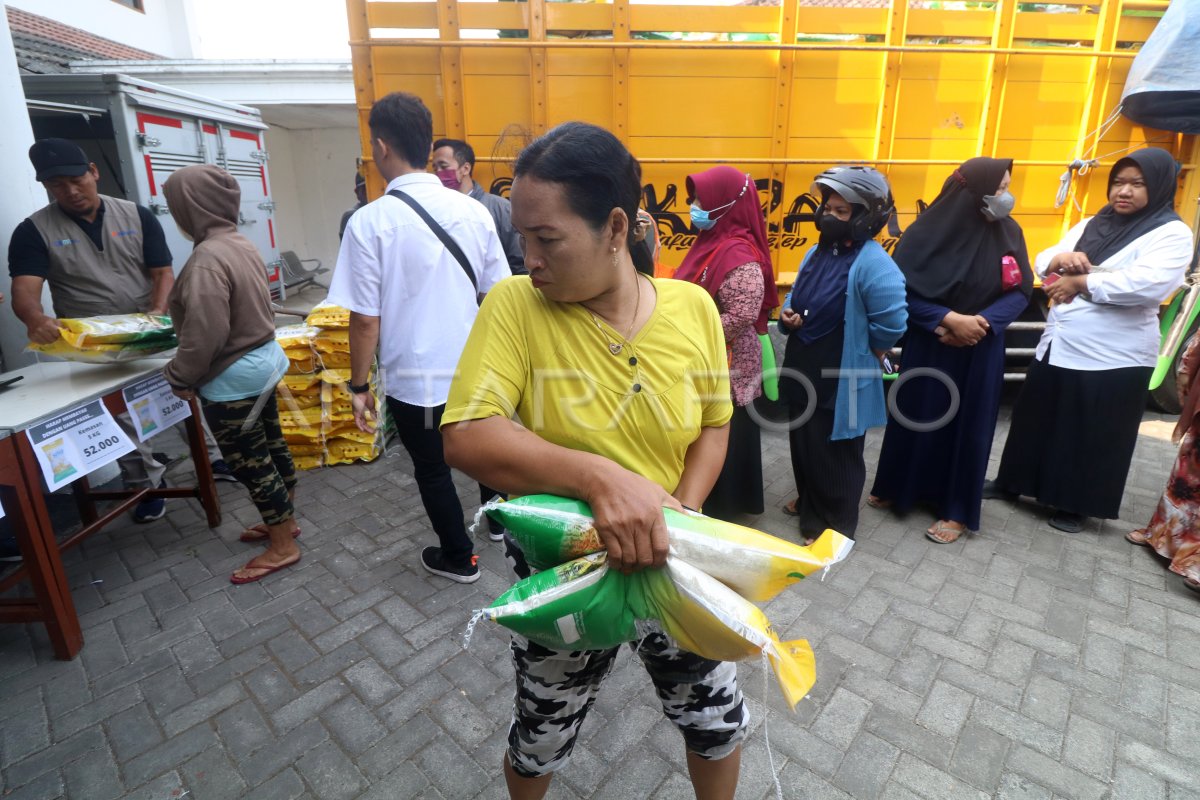 Beras Murah Badan Pangan Nasional | ANTARA Foto