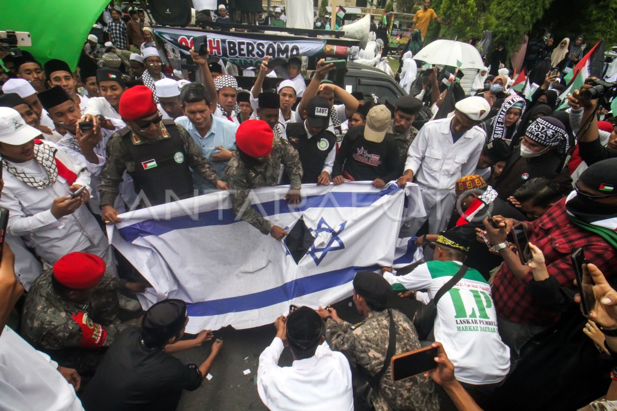 Aksi Masyarakat For Palestina | ANTARA Foto