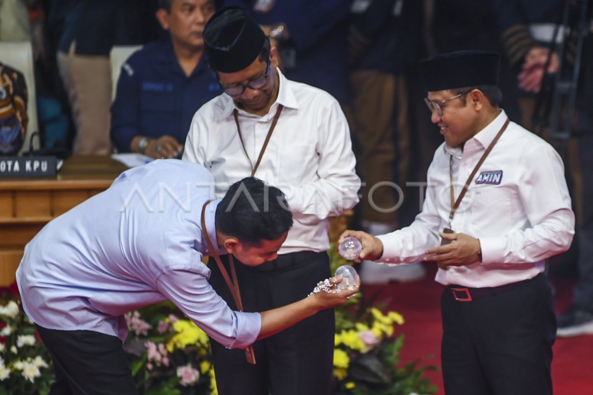 Penetapan Nomor Urut Pasangan Capres Dan Cawapres Pemilu 2024 | ANTARA Foto