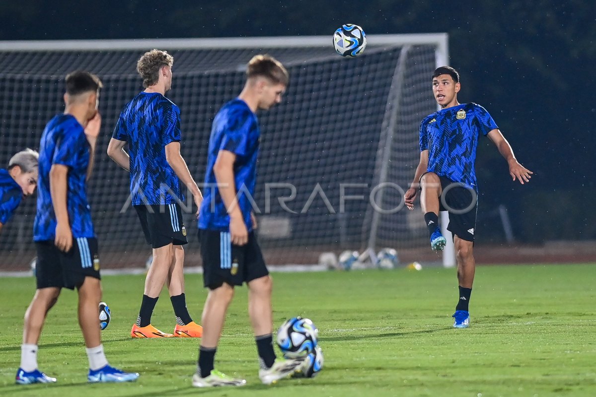Latihan Timnas Argentina U-17