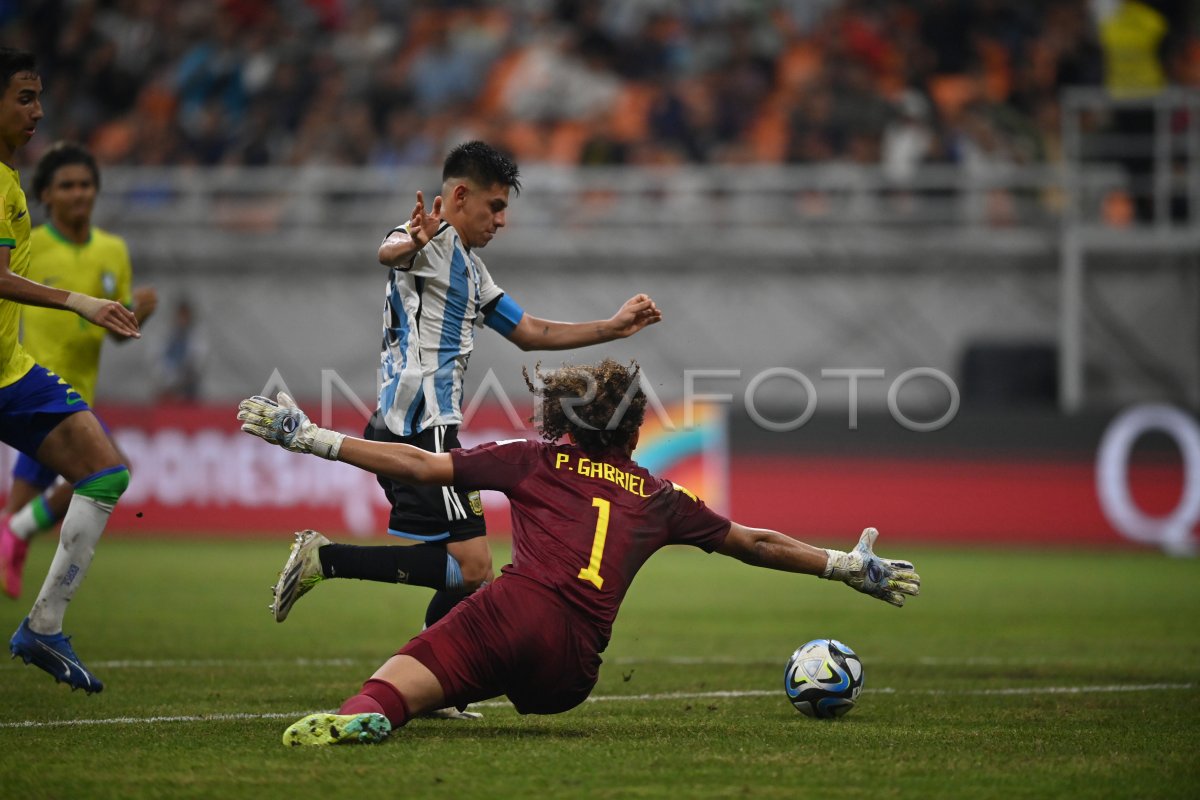 Perempat Final Piala Dunia U-17: Argentina Melawan Brasil | ANTARA Foto