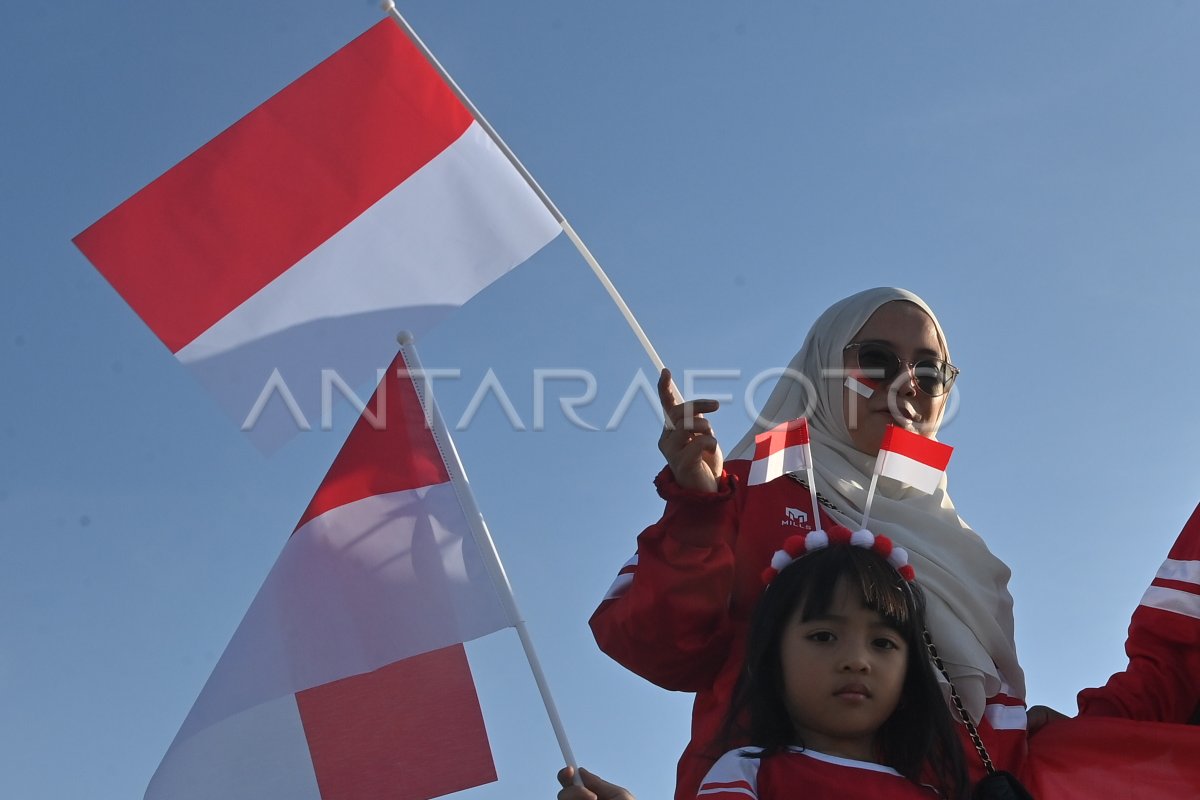 Suporter Timnas Indonesia Di Qatar Antara Foto 8663