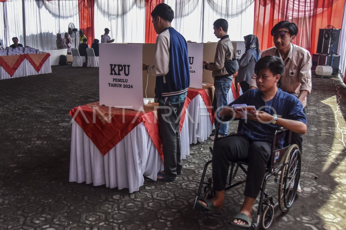 Simulasi Pemungutan Suara Pemilu 2024 Di Tasikmalaya | ANTARA Foto