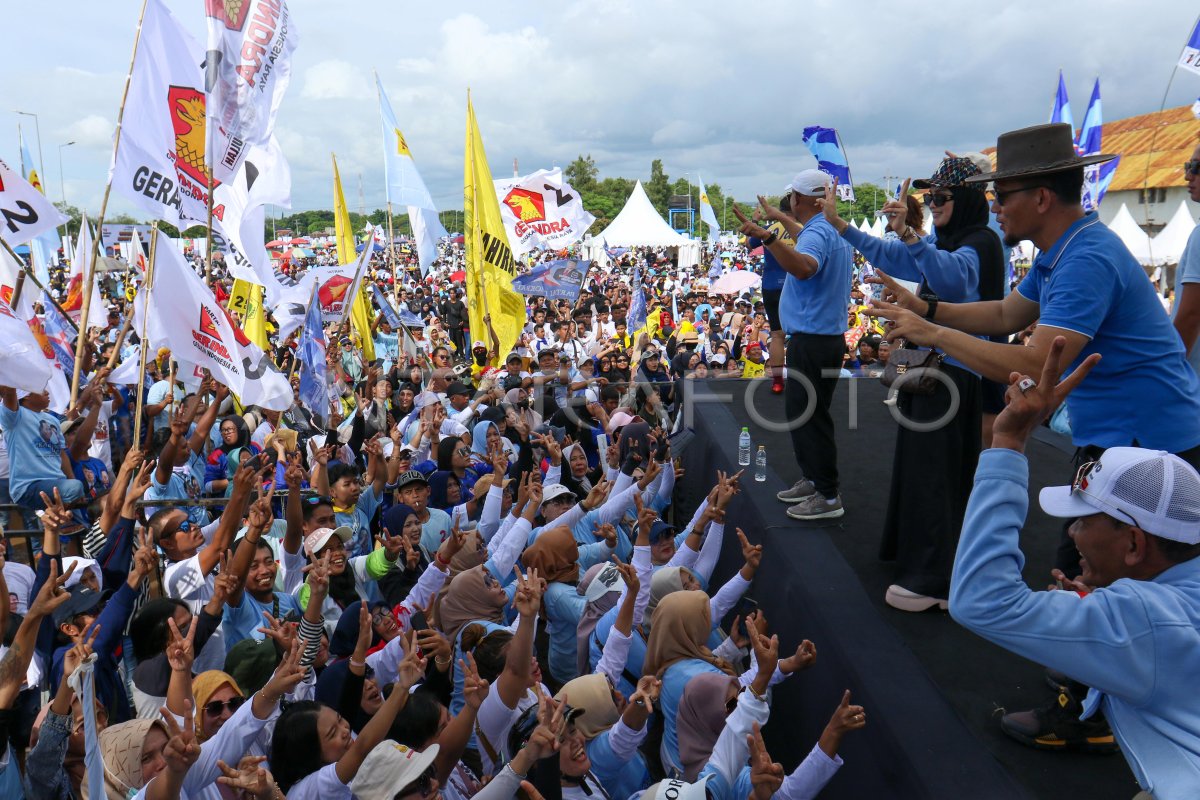 Kampanye Terahir Pendukung Prabowo Gibran Antara Foto