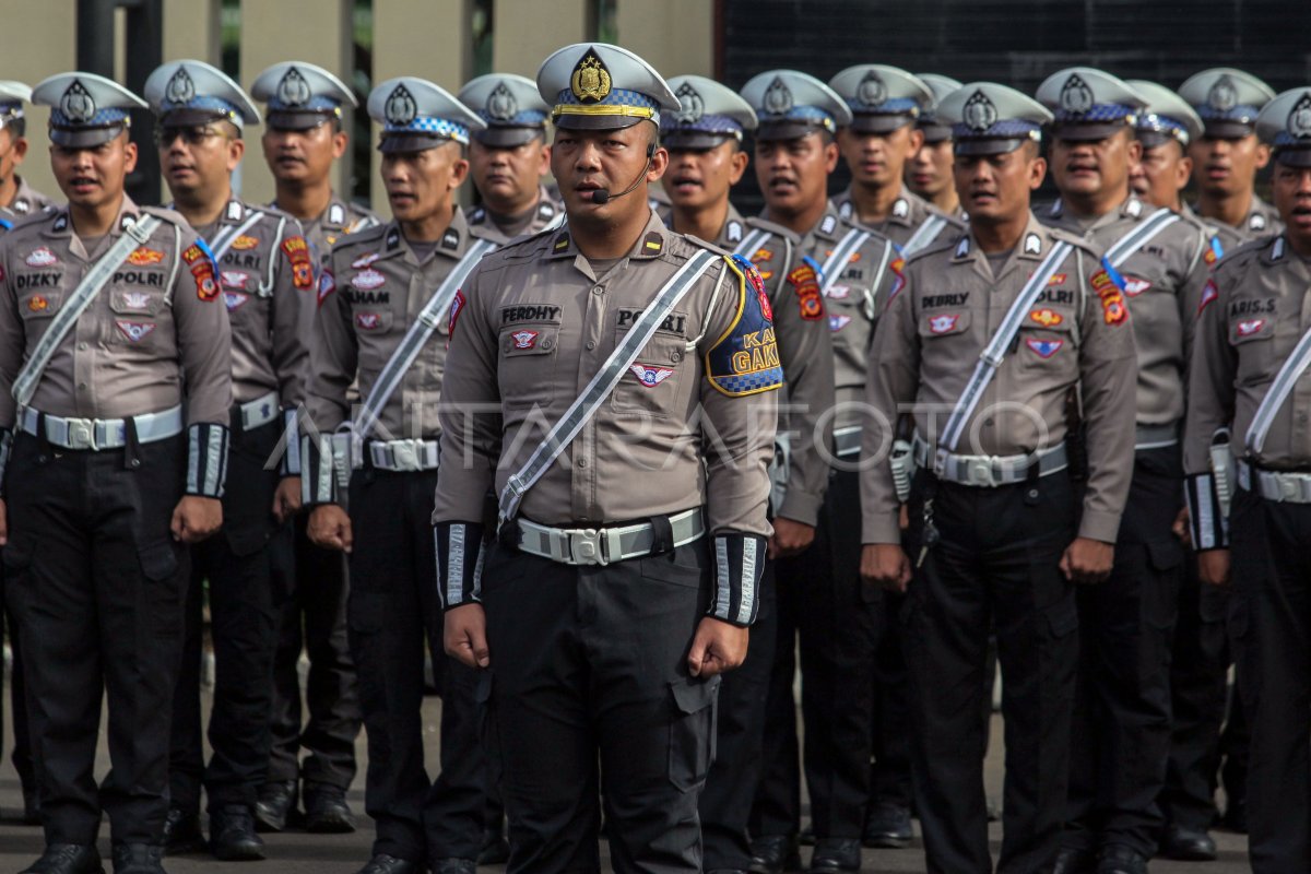 Gelar Pasukan Operasi Keselamatan Lodaya 2024 | ANTARA Foto