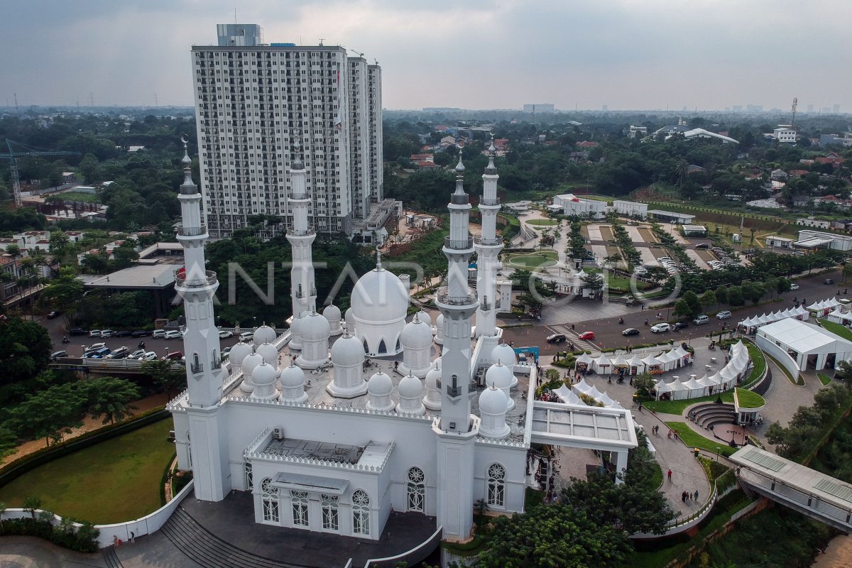 Wisata religi Masjid At-Thohir Depok | ANTARA Foto