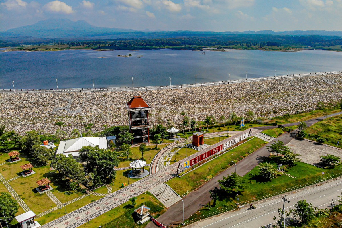 Potensi wisata Bendungan Semantok Nganjuk ANTARA Foto