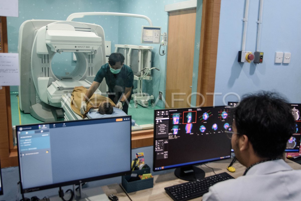 Pelayanan PET CT-SCAN dan SPECT CT di RSHS Bandung | ANTARA Foto