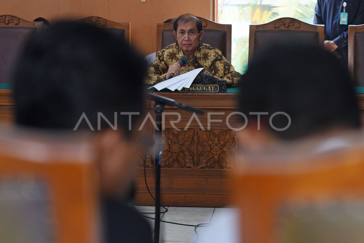 PRAPERADILAN HADI POERNOMO | ANTARA Foto