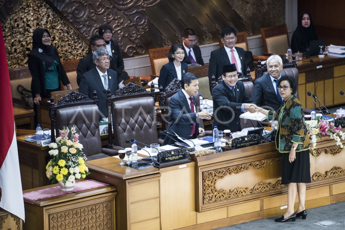 POKOK-POKOK KEBIJAKAN FISKAL 2018 | ANTARA Foto