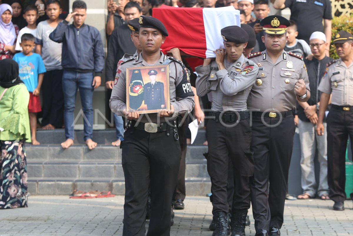 KORBAN BOM KAMPUNG MELAYU | ANTARA Foto