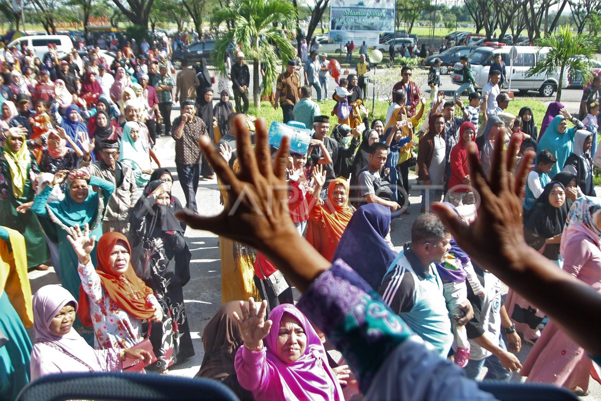 PEMBERANGKATAN CALHAJ SULAWESI TENGGARA