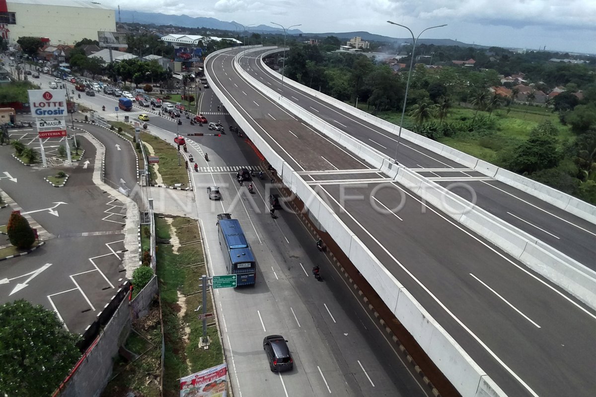 PEMBANGUNAN TOL BORR SEKSI III A | ANTARA Foto