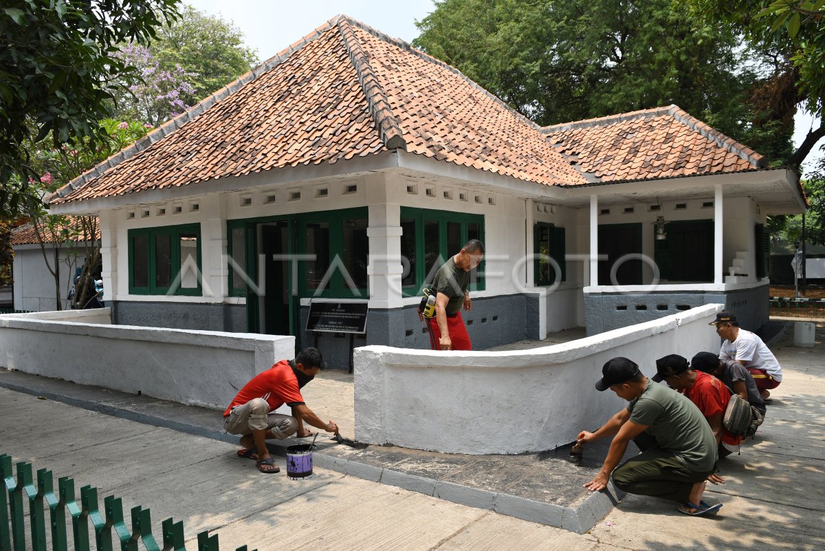 Persiapan Peringatan Kesaktian Pancasila Antara Foto