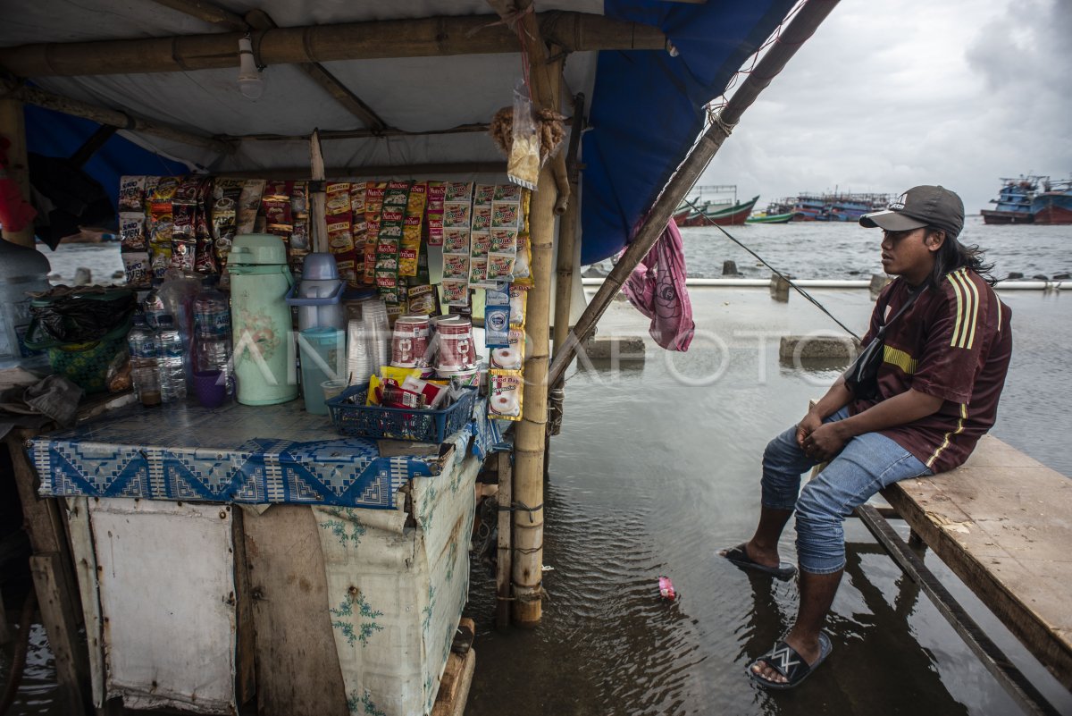 WILAYAH BERPOTENSI BANJIR ROB JAKARTA | ANTARA Foto