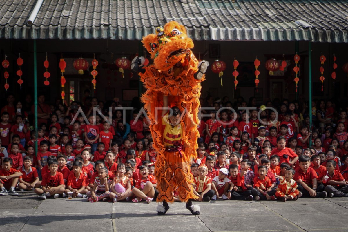 PENTAS BARONGSAI DI SEKOLAH | ANTARA Foto