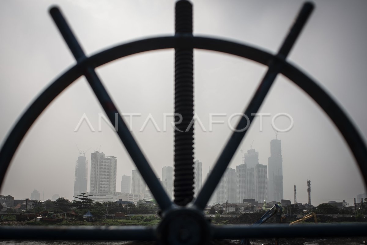 TINGKAT POLUSI UDARA JAKARTA | ANTARA Foto