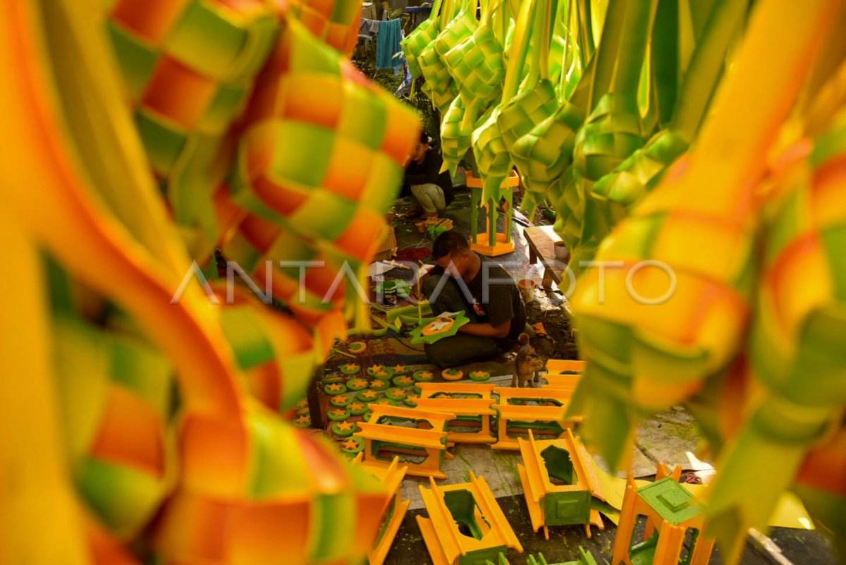 Penjualan Pernak Pernik Ramadhan Antara Foto