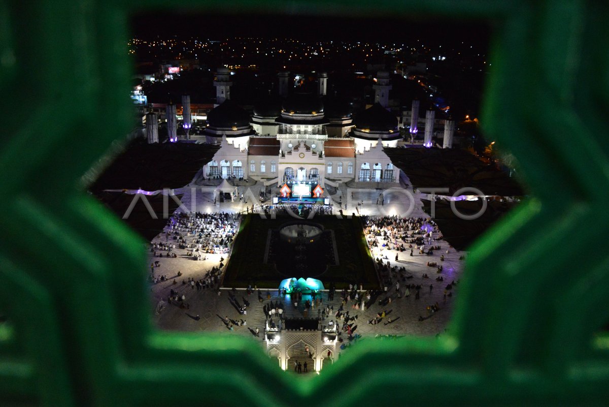 Tabligh Akbar Dan Refleksi Syariat Islam Antara Foto