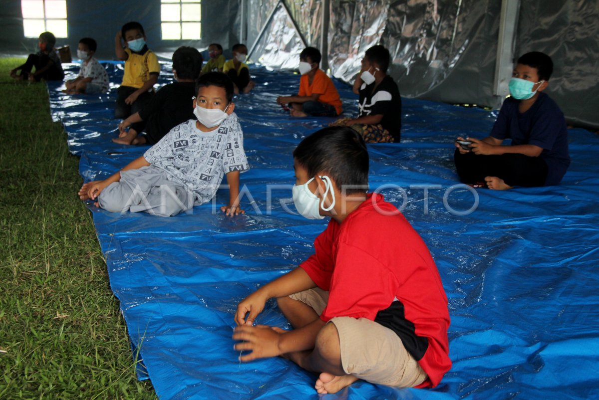 TRAUMA HEALING KORBAN GEMPA BUMI DI SULBAR | ANTARA Foto